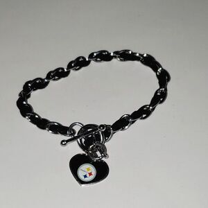 A Pittsburgh Stealers Charm Bracelet Football Sports Jewelry Ribbon Chain